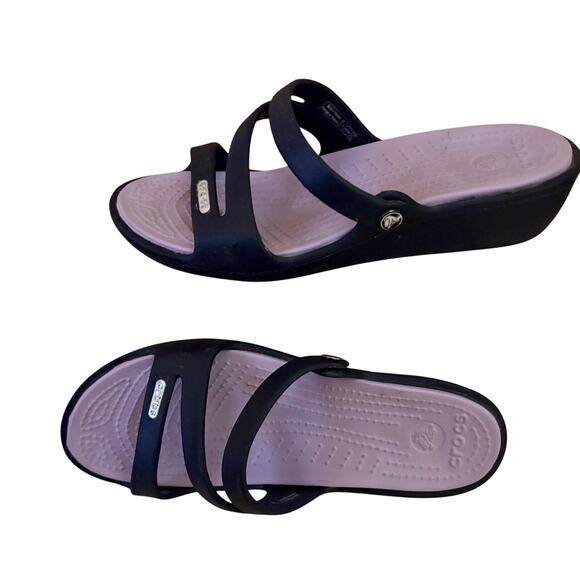 Crocs Patricia Women’s 7 Wedge Slide Slip On Strappy Sandals Navy Lavender New - Picture 1 of 5